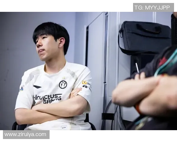 热议英雄联盟TES战队技术革新引发电竞圈广泛关注与讨论