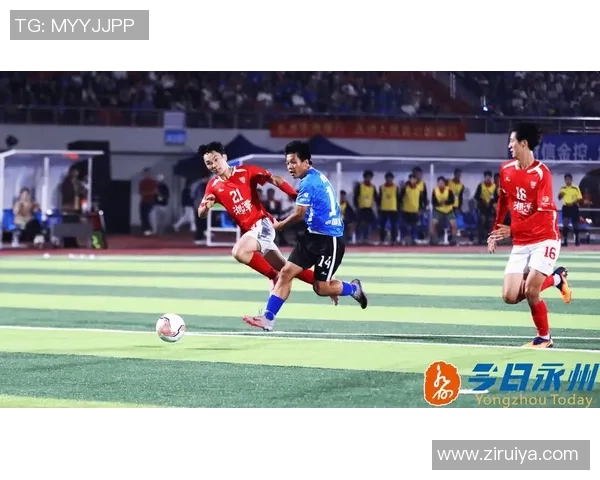 足球帅哥剪辑集锦展现球场魅力与风采的精彩瞬间